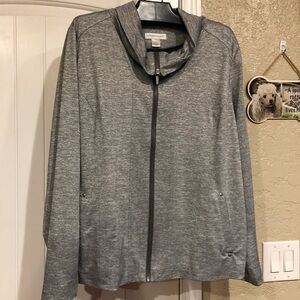 Cristofer and Banks Silky soft Zipped jacket🌹🐩